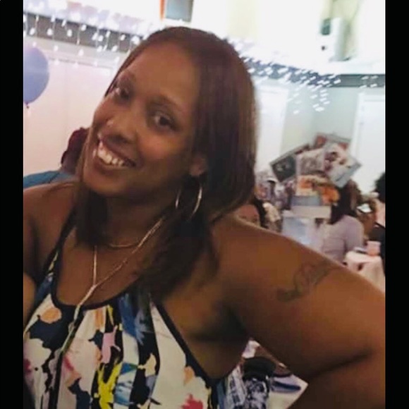 Meet your Posher, Taheerah - Picture 1 of 1